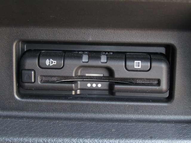 Nissan CARAVAN BUS 2021-12 7812849-13