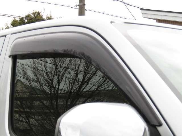 Nissan CARAVAN BUS 2023-08 7812858-10