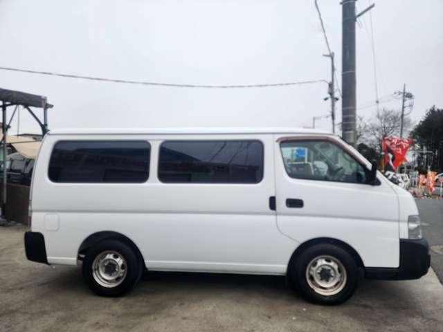 Nissan CARAVAN BUS 2004-06 7812966-3