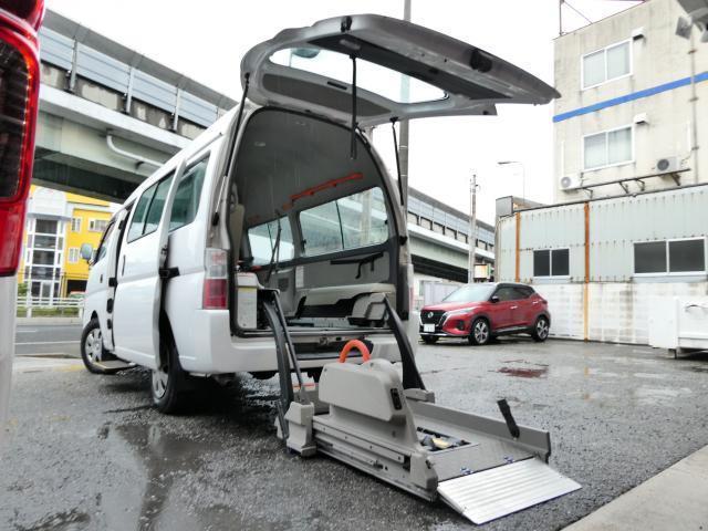 Nissan CARAVAN BUS 2011-07 7815307-2