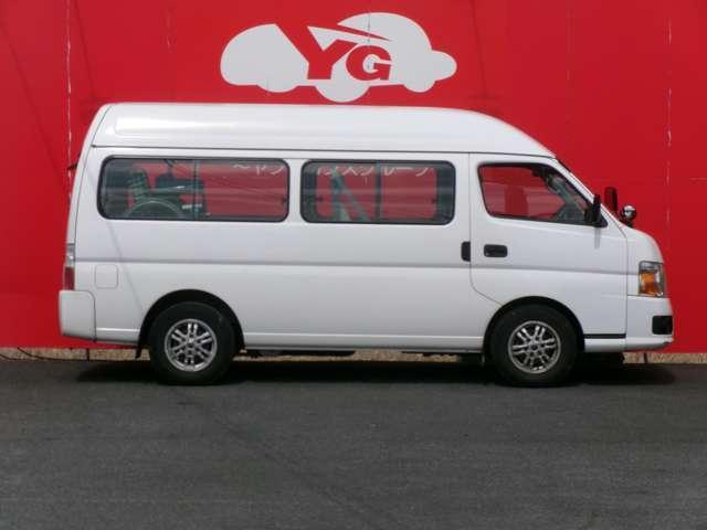 Nissan CARAVAN BUS 2013-02 7823302-3