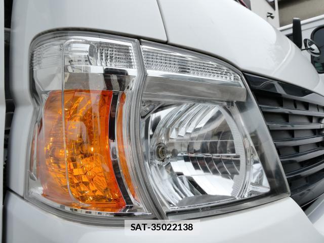 Nissan CARAVAN COACH 2012-07 7815304-10