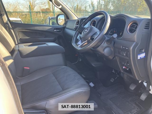 Nissan Caravan 2024-07 7812323-4