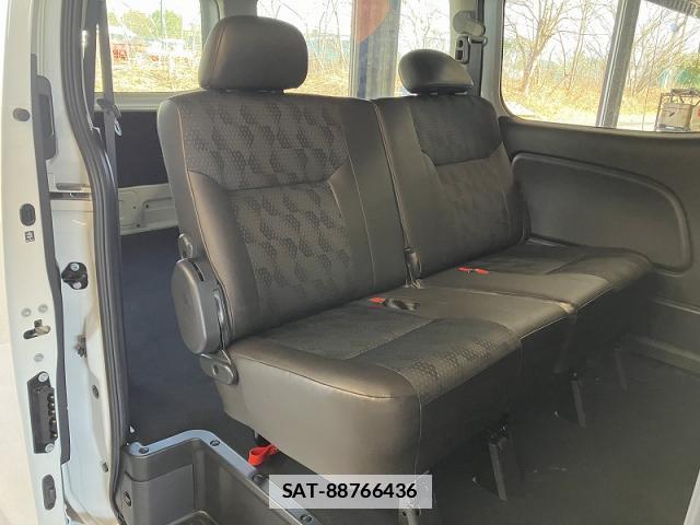 Nissan Caravan 2023-07 7812324-5