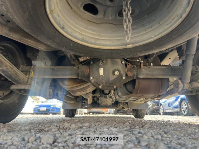 Nissan Caravan 2008-11 7812841-11