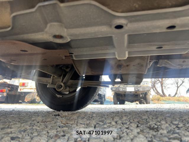 Nissan Caravan 2008-11 7812841-14