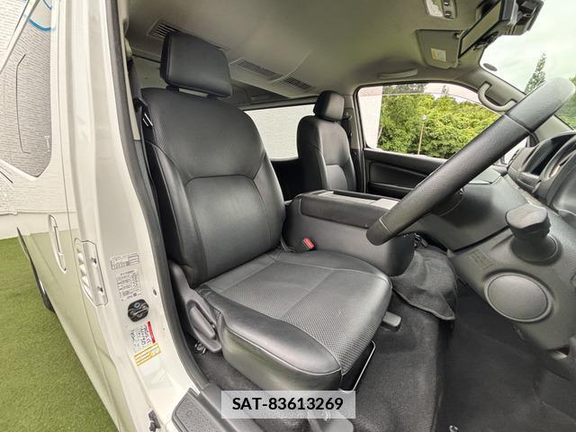 Nissan Caravan 2022-03 7819901-11