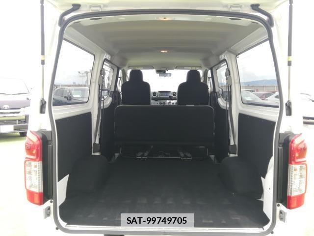 Nissan Caravan 2023-02 7819985-15