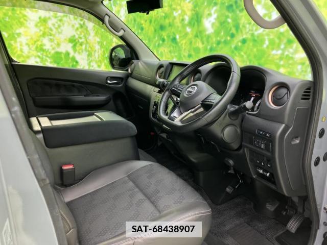 Nissan Caravan 2023-12 7822452-3