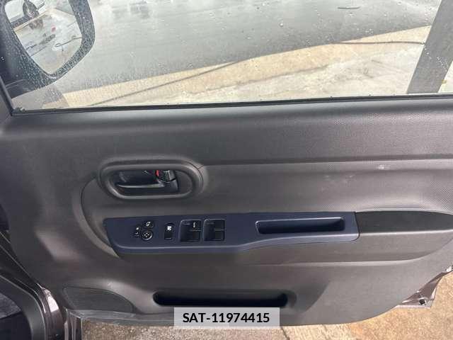 Mazda CAROL 2023-10 7815904-11