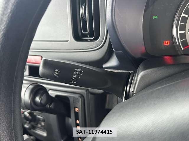 Mazda CAROL 2023-10 7815904-15