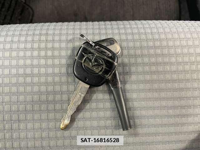 Mazda CAROL 2017-06 7818424-15