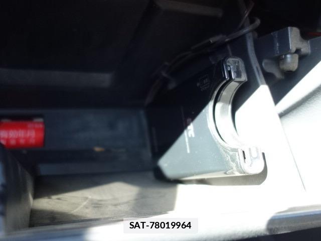 Suzuki CARRY TRUCK 2015-04 7813136-19