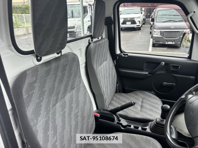 Suzuki CARRY TRUCK 2013-08 7815259-5