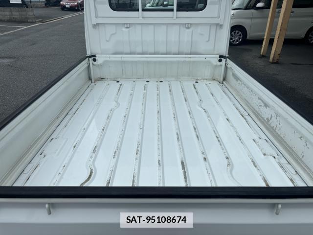 Suzuki CARRY TRUCK 2013-08 7815259-6