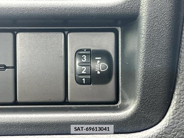 Suzuki CARRY TRUCK 2025-10 7821356-15
