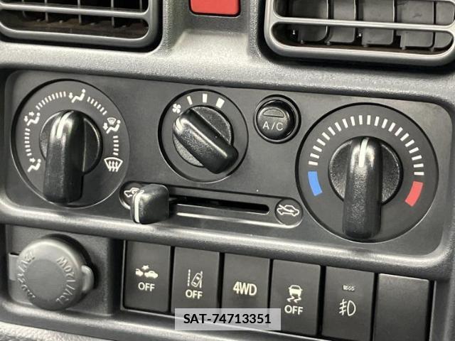 Suzuki CARRY TRUCK 2022-02 7822314-17