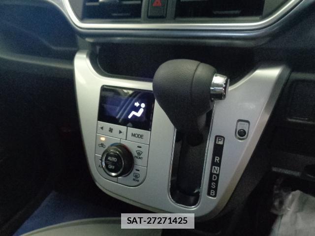Daihatsu CAST 2015-11 7817147-6