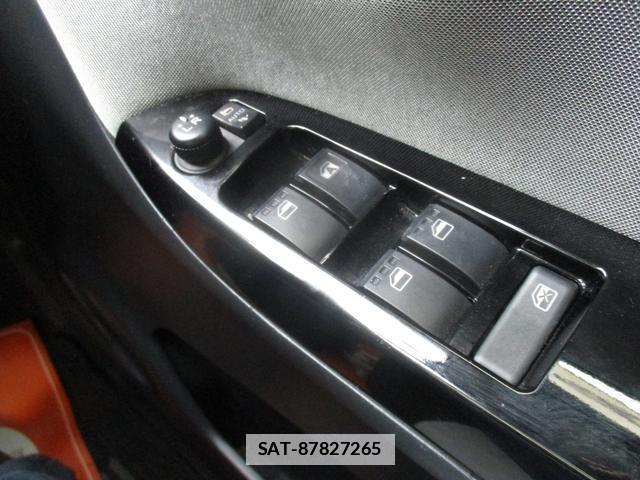 Daihatsu CAST 2016-02 7818607-6