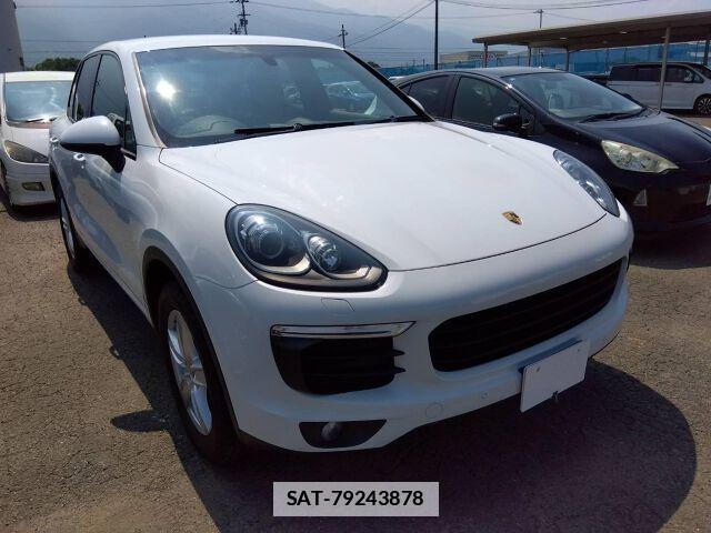 Porsche CAYENNE 2015-04 7813978-3