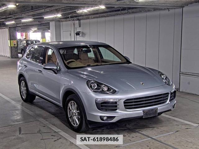 Porsche CAYENNE 2016-01 7814919-3