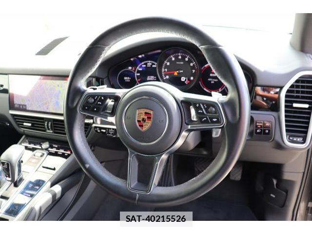 Porsche CAYENNE 2019-06 7817214-7