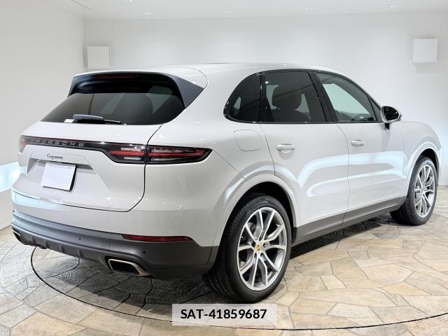 Porsche CAYENNE 2020-10 7817736-2