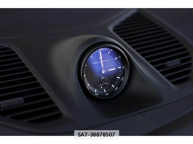 Porsche CAYENNE 2024-04 7818638-14