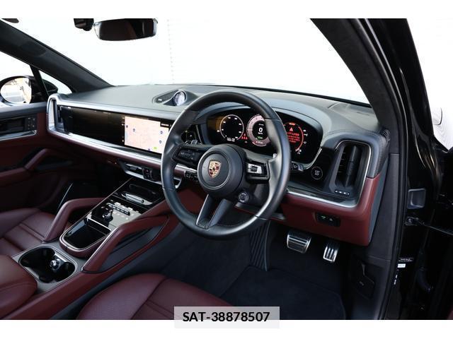Porsche CAYENNE 2024-04 7818638-2