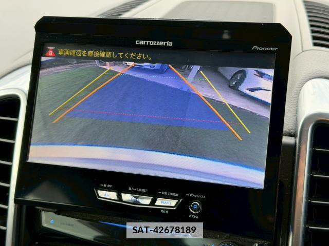 Porsche CAYENNE 2014-07 7818895-11
