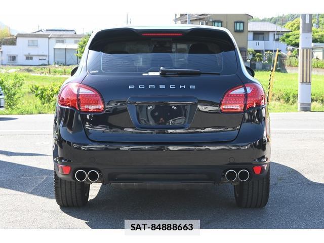 Porsche CAYENNE 2014-03 7819103-4