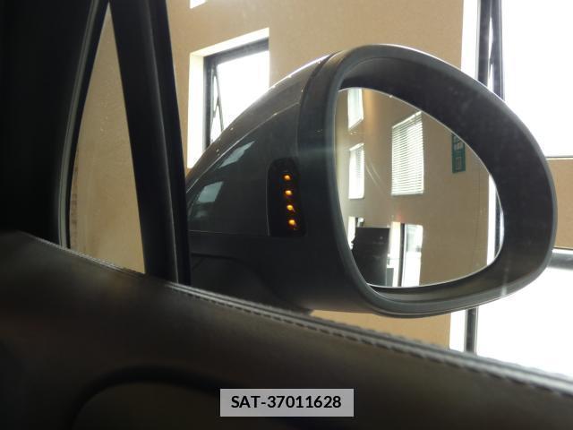 Porsche CAYENNE 2011-08 7820224-14