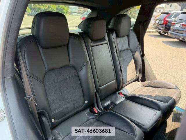 Porsche CAYENNE 2012-12 7820230-17