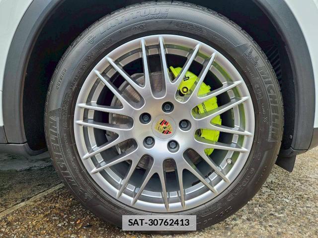 Porsche CAYENNE 2016-07 7820309-5