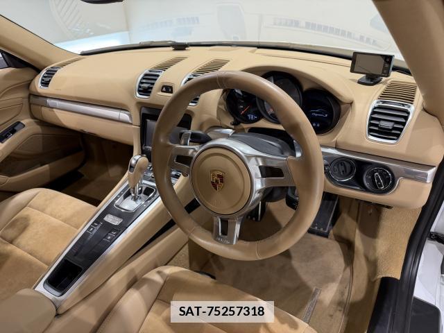 Porsche CAYMAN 2016-01 7817744-3