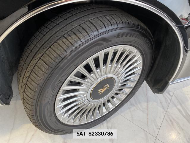 Toyota CENTURY 2023-01 7818706-18