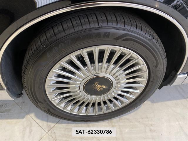 Toyota CENTURY 2023-01 7818706-19