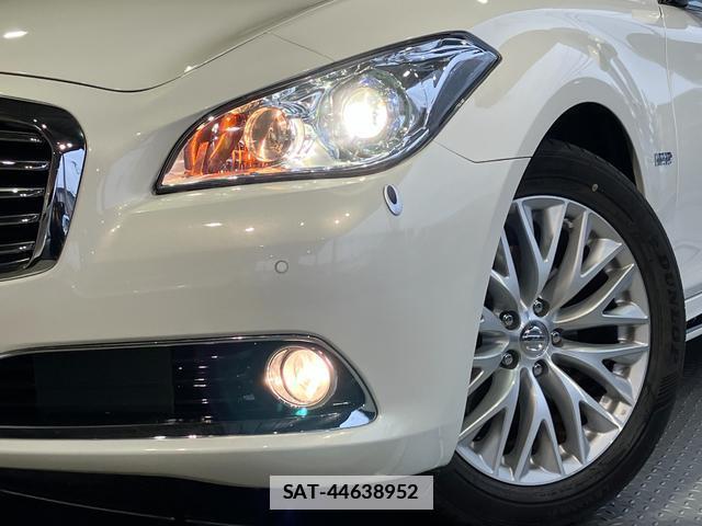 Nissan CIMA 2017-07 7816861-16