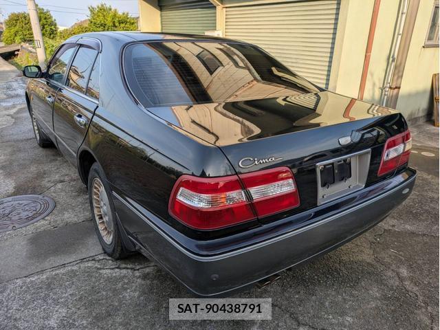 Nissan CIMA 1996-12 7818864-3