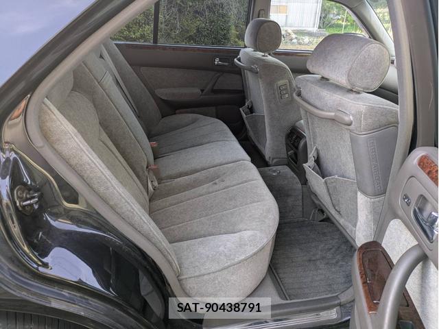 Nissan CIMA 1996-12 7818864-5
