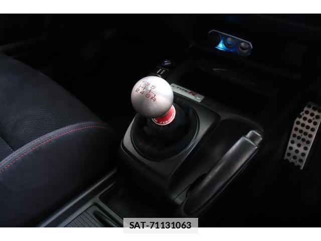 Honda CIVIC 2007-09 7812128-17