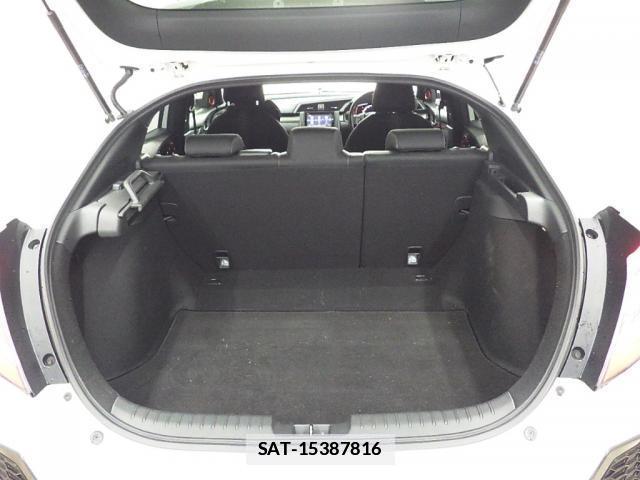 Honda CIVIC 2017-09 7812166-4