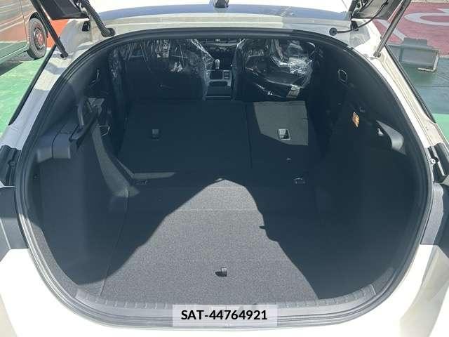 Honda CIVIC 2026-04 7814269-7