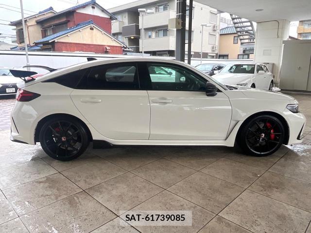 Honda CIVIC 2025-06 7815214-14