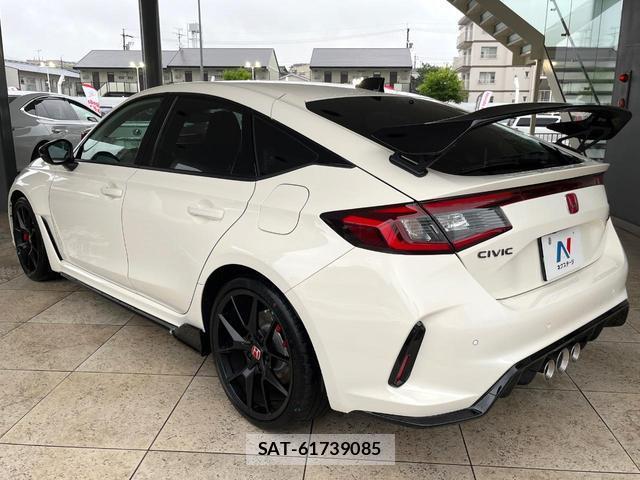 Honda CIVIC 2025-06 7815214-17