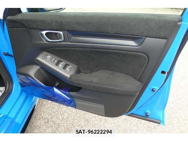 Honda CIVIC 2025-10 7815542-12