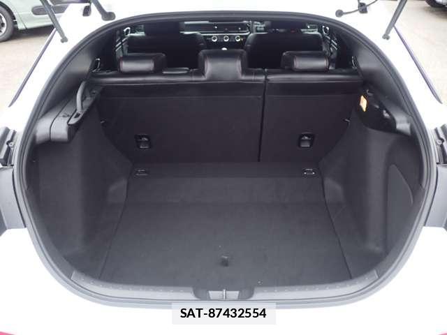 Honda CIVIC 2023-11 7817462-12