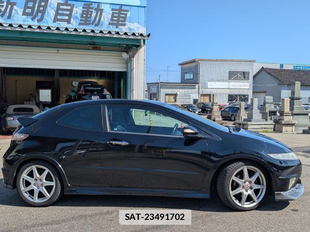 Honda CIVIC 2010-11 7819061-3