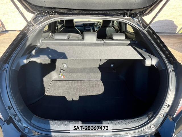 Honda CIVIC 2018-05 7819721-17