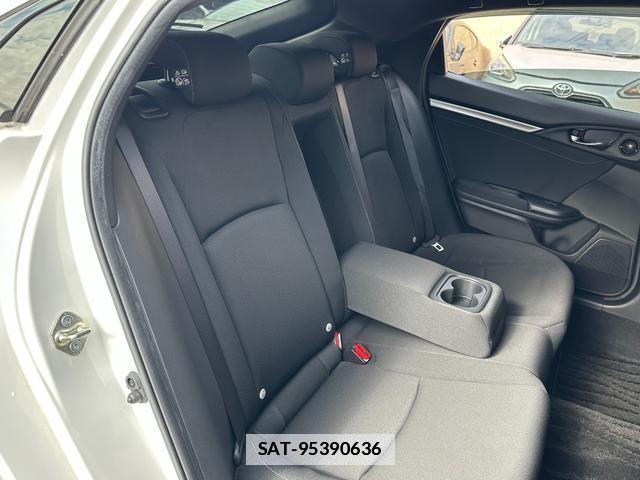 Honda CIVIC 2019-06 7819729-13